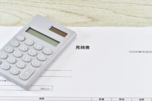 太陽光発電でかかる費用は？初期費用と維持費について